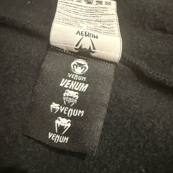 Venom Contender 3 Hoodie - Picture 12 of 13